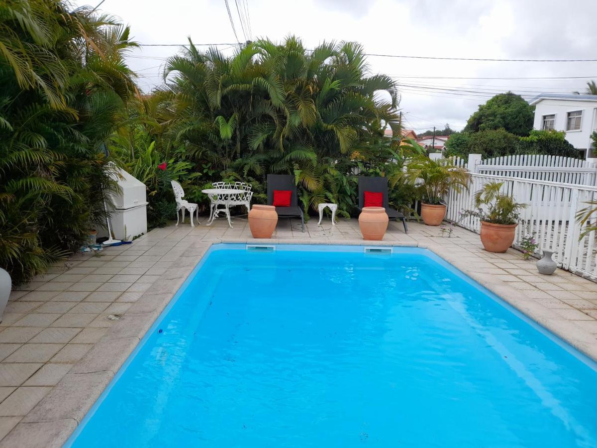 Apartmán Coquet F2 Climatise Avec Piscine Au Lamentin Le Lamentin Exteriér fotografie